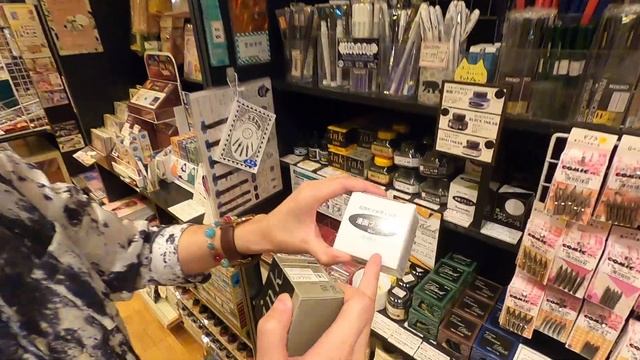Buy Essentials for Drawing Manga at Bumpodo смотреть онлайн