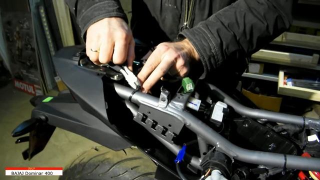 Bajaj DOMINAR Баджадж Доминар 400 Полный обзор. Устраняем ляпы сборки. смотреть онлайн