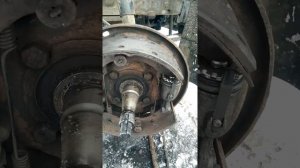 подводим колодки Hyundai hd72