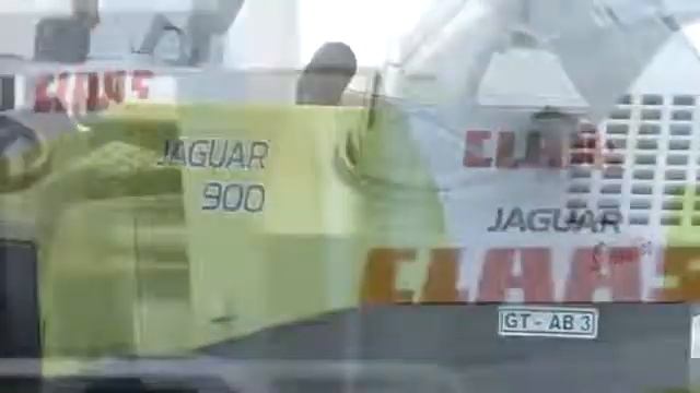 Комбайн Claas JAGUAR 900 Bruder смотреть онлайн