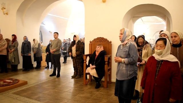 Святочные дни в Богоявленском соборе смотреть онлайн