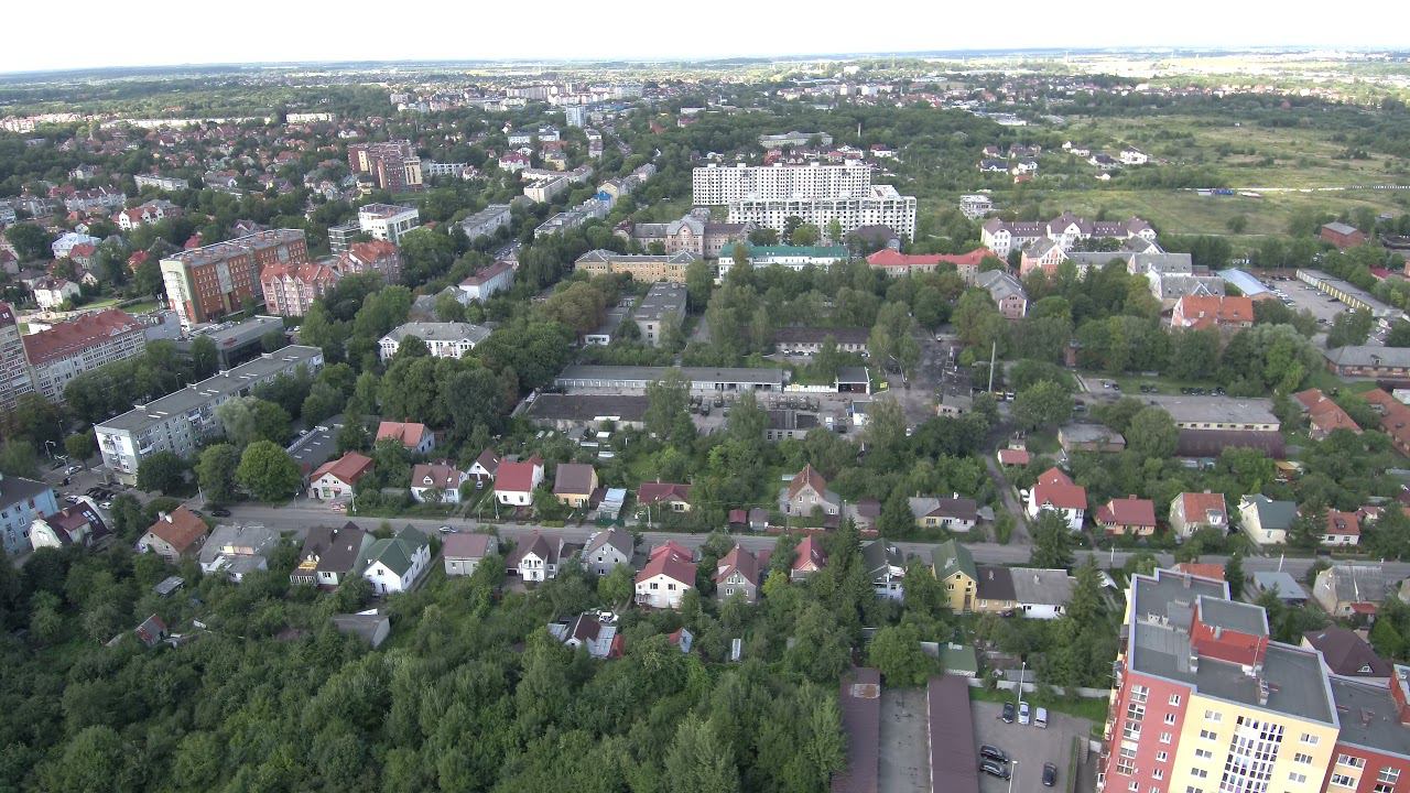 Аэро обзор БФУ им Канта, ул. А Невского, Куйбышева, артиллерийкая, ст Дадаева, Еловая аллея смотреть онлайн