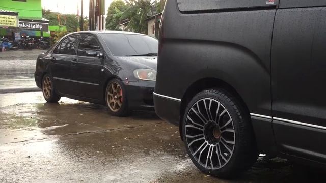 HYUNDAI STARIA GANTI VELG R 20 SEDAN CEPER PAKE VELG R 16 смотреть онлайн