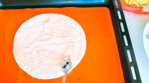 Пицца, основой которой являются готовые лепешки - тортильи /Быстро, просто и очень вкусно