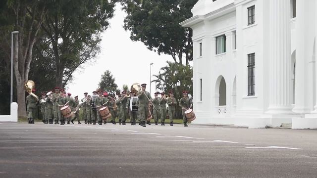 'Peek into the Army' - SAF Military Police Command смотреть онлайн