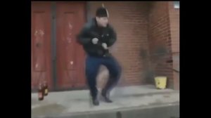 Прикольная подборка танцев алкашей под музыку