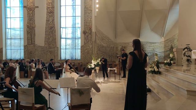 Oprawa Muzyczna ślubu / Muzyka Na ślub - Sopran I Trio Smyczkowe - Nella Fantasia / Obój Gabriela