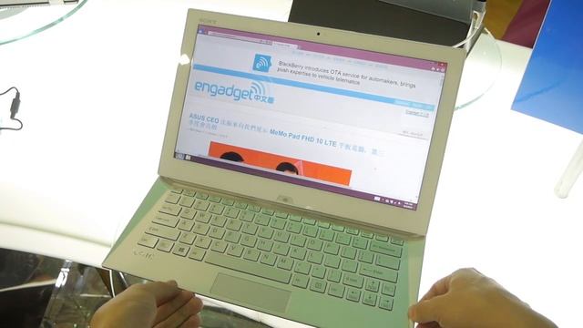 Sony VAIO Duo 13 動手玩（國語）| Engadget 中文版 смотреть онлайн