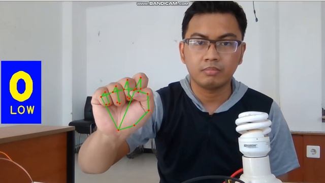 [Demo] Bulb Control by Hand Gesture || OpenCV + Arduino смотреть онлайн