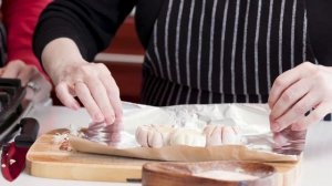 Как запечь чеснок в духовке (How to prepare Roasted Garlic)