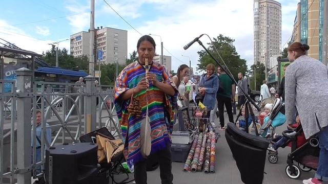 Флейта индейцев кена в суете мегаполиса. смотреть онлайн