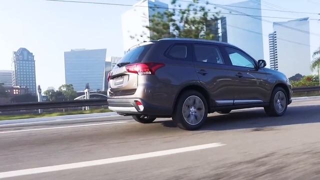 New Outlander 2.0L Comfort 2018 | Estilo diferenciado | Mitsubishi Motors смотреть онлайн