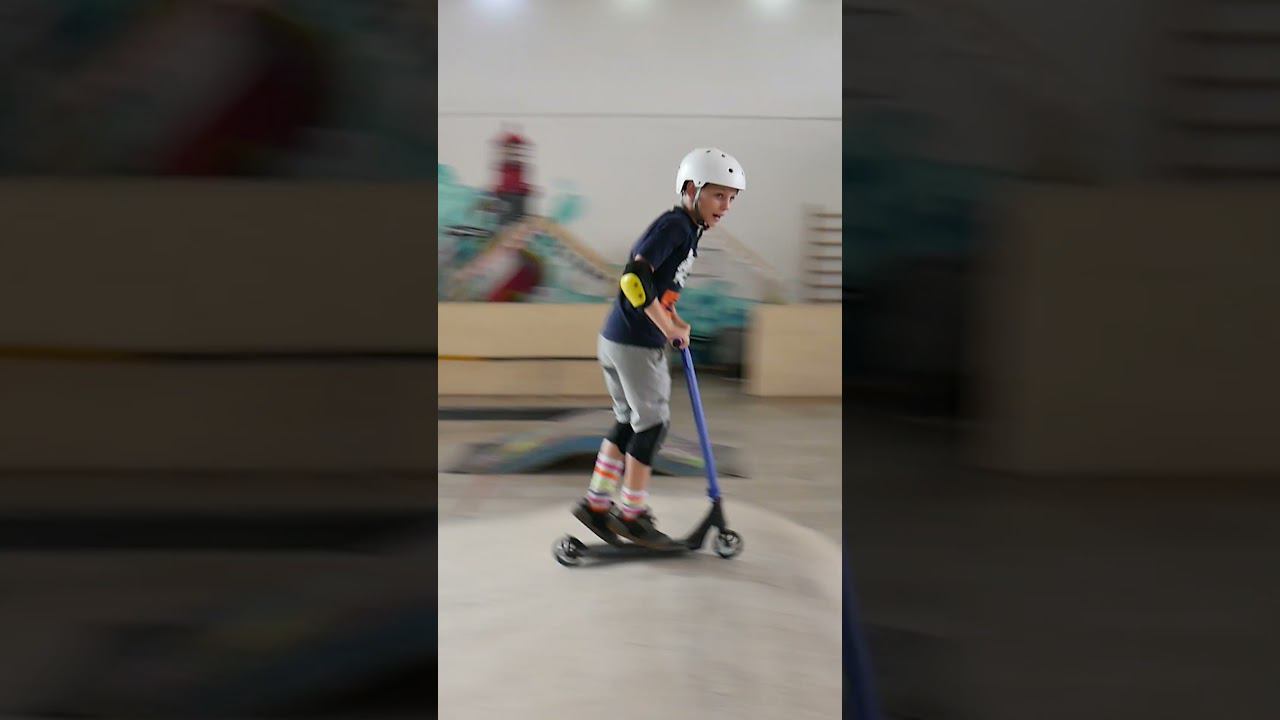 Петя и 270 кто кого? Трюки и катания в крытом скейт парке BunnyHop. смотреть онлайн