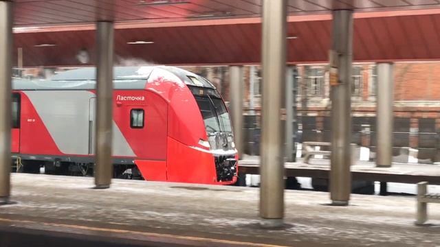 Электропоезд ЭС1П-026 "Ласточка" следует резервом смотреть онлайн