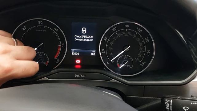 Skoda superb 2017 on service inspection light reset смотреть онлайн