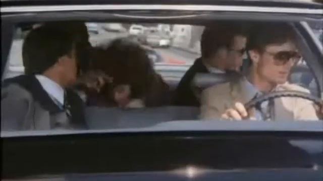 Hardcastle & McCormick - S01E07 Scene 4 смотреть онлайн