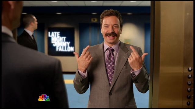 Elevator Stops for Jimmy Fallon at "Rock Center with Brian Williams" смотреть онлайн