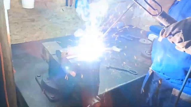 Универсальный ключ из цепи самоделки своими руками Ключ который откручивает всё смотреть онлайн