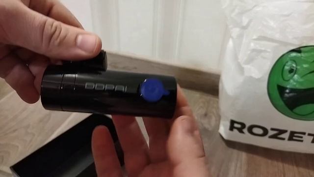 Распаковка видеорегистратора DDPai Mini Dash Cam от магазина Rozetka