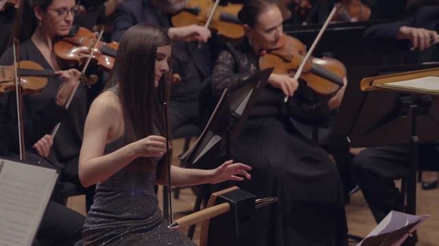 Régis Campo – "Dancefloor With Pulsing" for Theremin and Orchestra смотреть онлайн