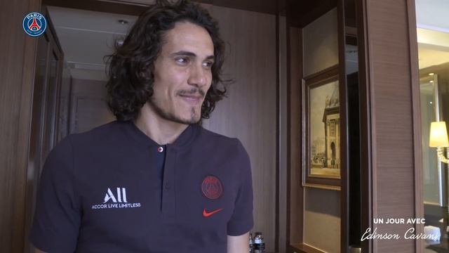 UN JOUR AVEC... EDINSON CAVANI смотреть онлайн