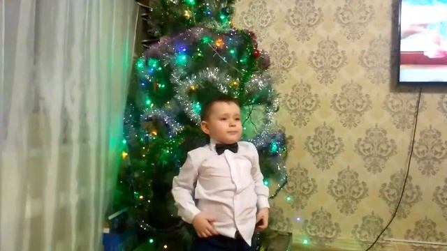 Иван Суриков "Детство", в исполнении Данияра Биктимирова (3 года) смотреть онлайн