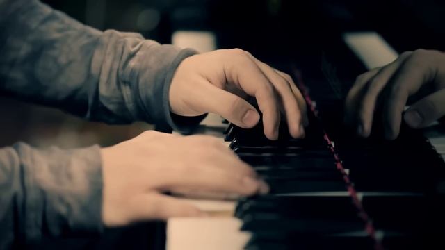 Over the Horizon 2016: Samsung Galaxy Brand Sound by Dirty Loops смотреть онлайн