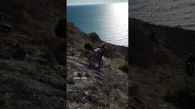 Макс Шачнев показывает мастер класс в эндуро на Husqvarna TE300 #enduro #hardenduro #эндуро смотреть онлайн