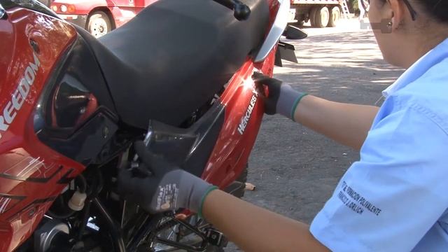????́???? - ???????????? - Procedimientos para la revisión periódica de la motoc... , vídeo 2/5. смотреть онлайн