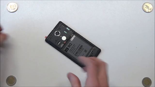 BQ BQS 5050 Strike Selfie распаковка, предварительный обзор смотреть онлайн