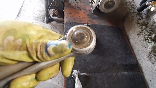 BMW E39 "крокодил". Замена задних серповидных рычагов. смотреть онлайн