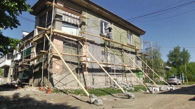 Обещали, что успеют в срок. В Ревде проведут капитальный ремонт шести домов сверх плана смотреть онлайн