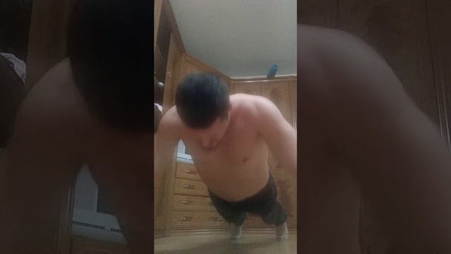 Отжимания. 12й день. 60 повторений смотреть онлайн