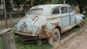 Интересные брошенные автомобили, автохлам и капсулы времени