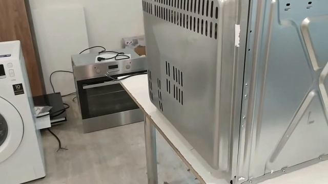 Духовой шкаф ELECTROLUX EZB55420AK смотреть онлайн