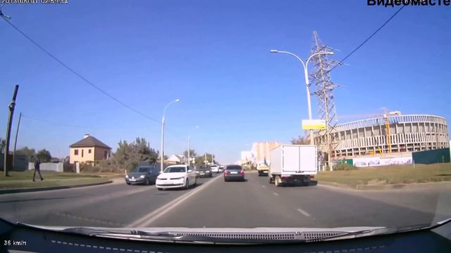 Наглый мерседес