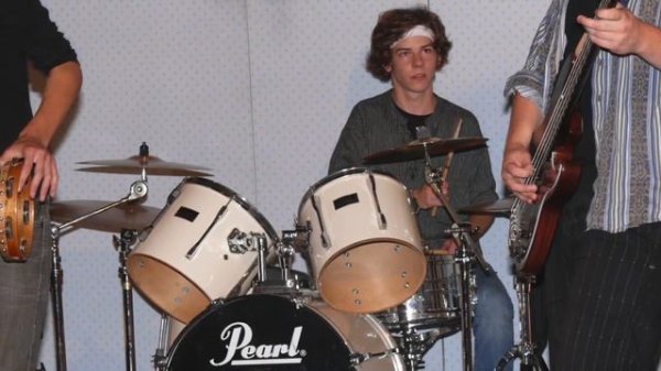 Licks 'n' Stoned - About the blue blue sky