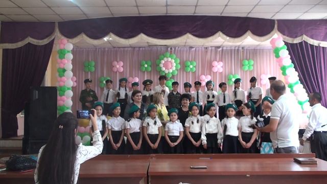 Концерт по случаю Дня памяти и почести в 7 школе города Наманган 4 "В" класса Зульфии Сергеевны смотреть онлайн
