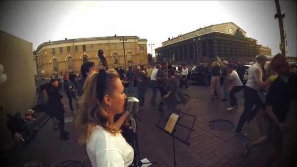 Rockabilly Boogie — Old School Cats (Johnny Burnette live street cover)