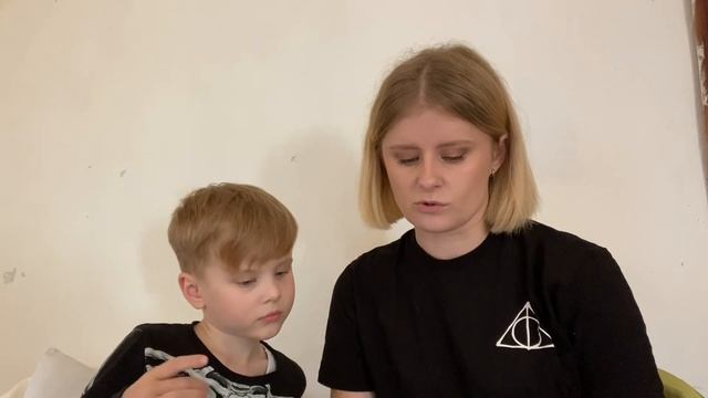 Выпуск#22 «Ответы на вопросы в Казахстане. Дети, официанты, праздники.» смотреть онлайн