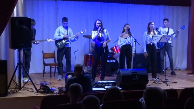 Ефимов Анатолий Девочки ромашки .Анна Мельник и девчонки 