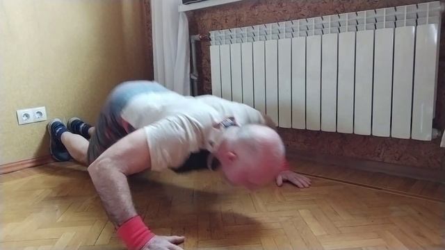 50 отжиманий Майка Тайсона на время(55 сек.). Фитнес 60+ смотреть онлайн