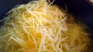 Салат с сырой картошки будет любим навсегда! Рецепт картофельного салата по-корейски.