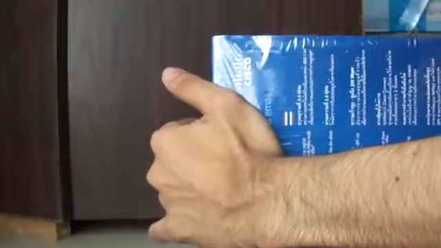 Cisco Linksys E900 | N300 | Unboxing & Wiring смотреть онлайн