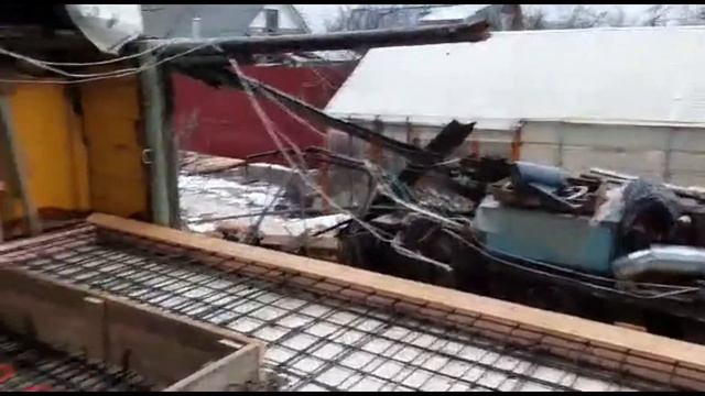 КЛАДКА ШЛАКОБЛОКА. ОСНОВЫ МАСТЕРКЛАДКИ.Строим дом. смотреть онлайн