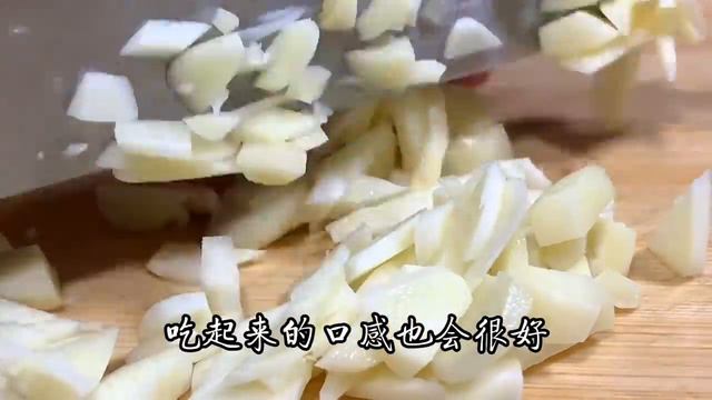 炒臘肉直接下鍋炒就錯了，多做幾步驟，肉質鮮嫩，肥而不膩又下飯【阿朝哥美食 】#炒臘肉 #炒臘肉食譜 #炒臘肉做法 #炒臘肉煮法 #炒臘肉料理 смотреть онлайн