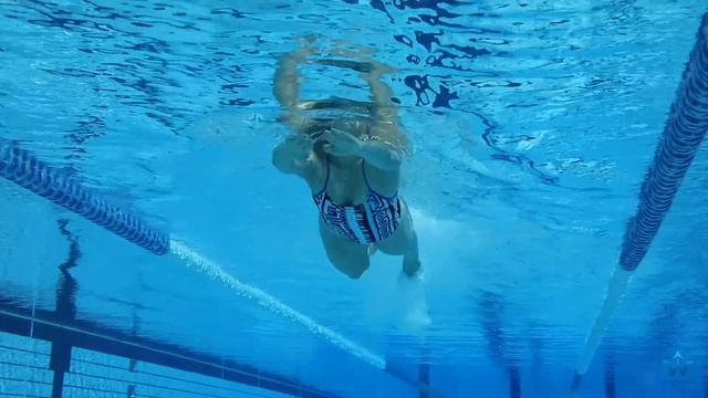 How To Swim Freestyle | Top Tips With Olympic Swimmer Stephanie Rice