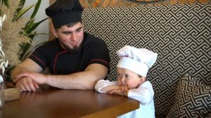 Хасбик жарит Стейк. Бой с Абдурозиком!