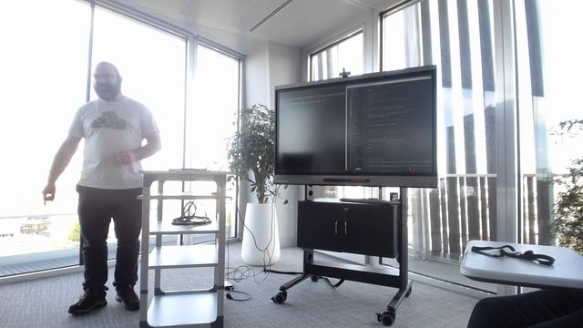 Sandbox Gui Apps with Docker @ SG by Nicolas SAVOIS смотреть онлайн