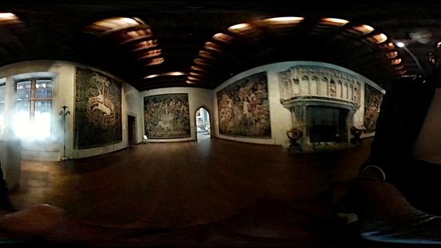 The Hunt for the Unicorn Tapestry, The Cloisters 360 tour смотреть онлайн